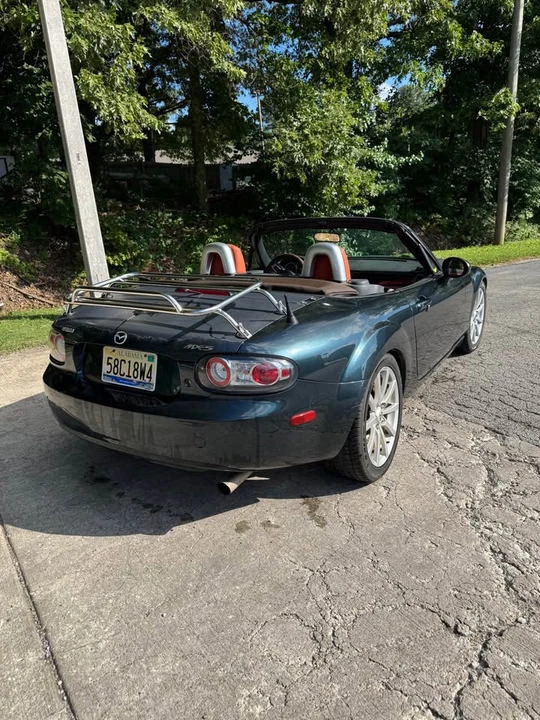 2006 Mazda NC MX-5 Miata - Image 5 of 15