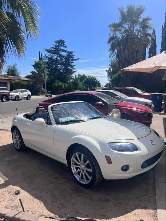 2006 Mazda NC MX-5 Miata - Image 11 of 14