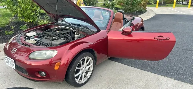 2006 Mazda MX-5 Grand Touring Convertible 2D
