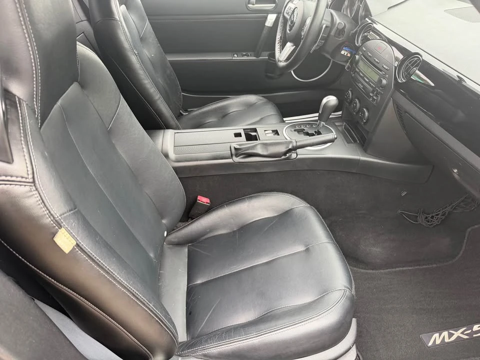 2006 Mazda NC MX-5 Miata - Image 14 of 15