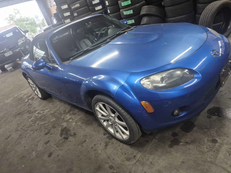 2006 Mazda NC MX-5 Miata - Image 5 of 7