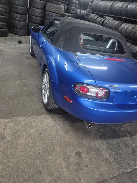 2006 Mazda NC MX-5 Miata - Image 3 of 7