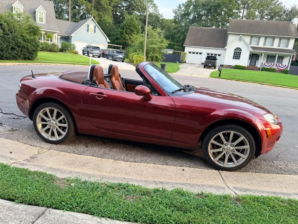 2006 Mazda NC MX-5 Miata - Image 3 of 7