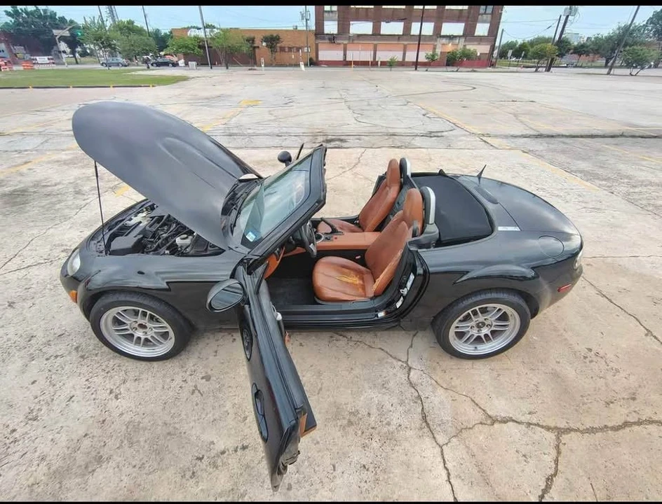 2006 Mazda NC MX-5 Miata - Image 5 of 7