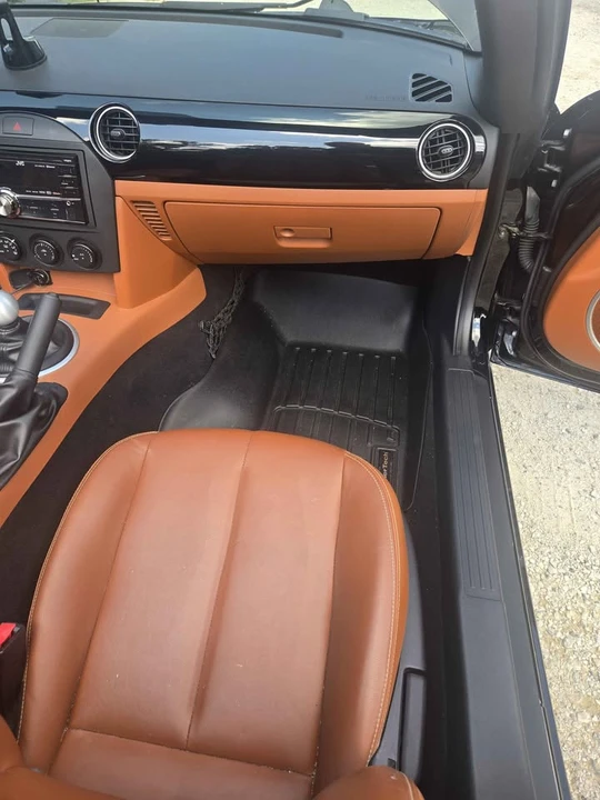 2006 Mazda NC MX-5 Miata - Image 15 of 19