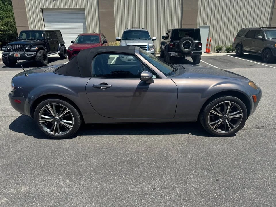 2006 Mazda NC MX-5 Miata - Image 3 of 8