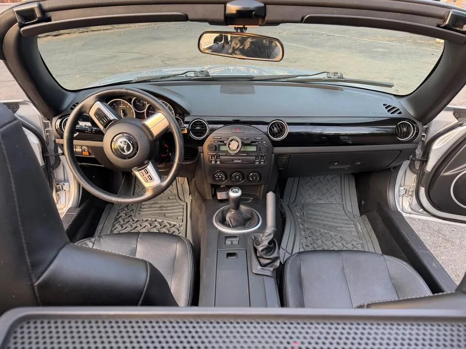 2006 Mazda NC MX-5 Miata - Image 7 of 17