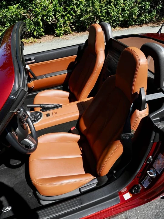2006 Mazda NC MX-5 Miata - Image 10 of 15