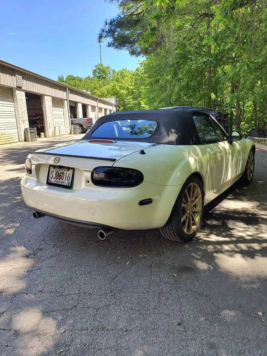 2006 Mazda NC MX-5 Miata - Image 6 of 17