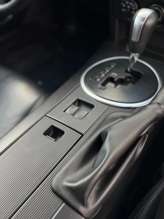 2006 Mazda NC MX-5 Miata - Image 13 of 19