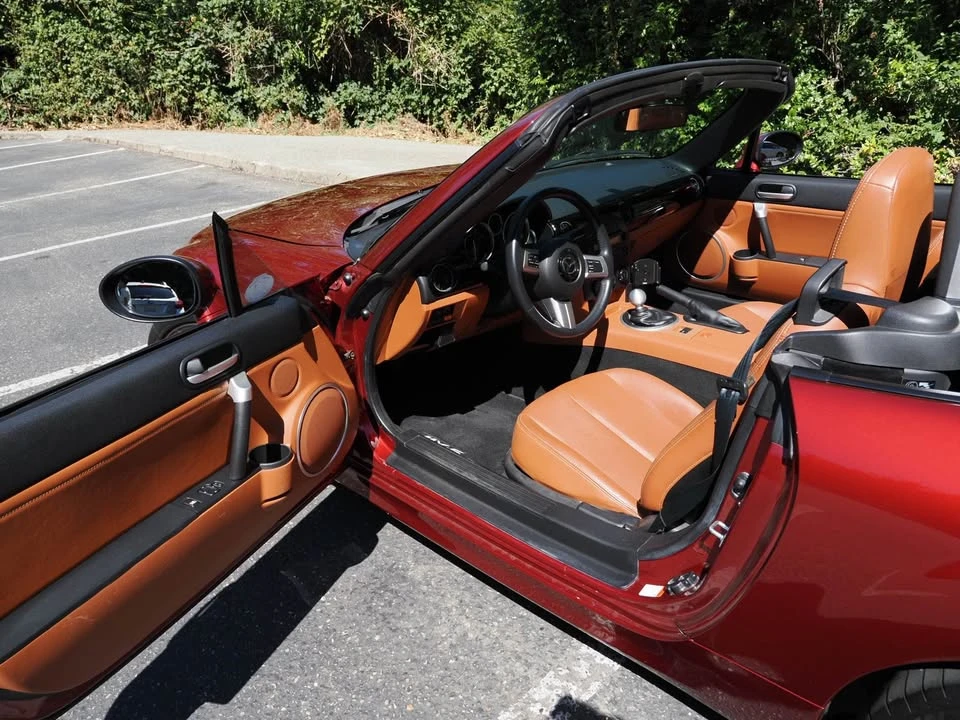 2006 Mazda NC MX-5 Miata - Image 8 of 15