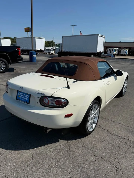2006 Mazda NC MX-5 Miata - Image 5 of 11