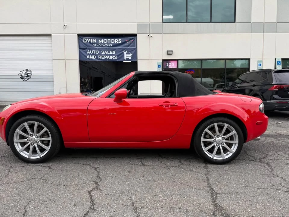 2006 Mazda NC MX-5 Miata - Image 5 of 20