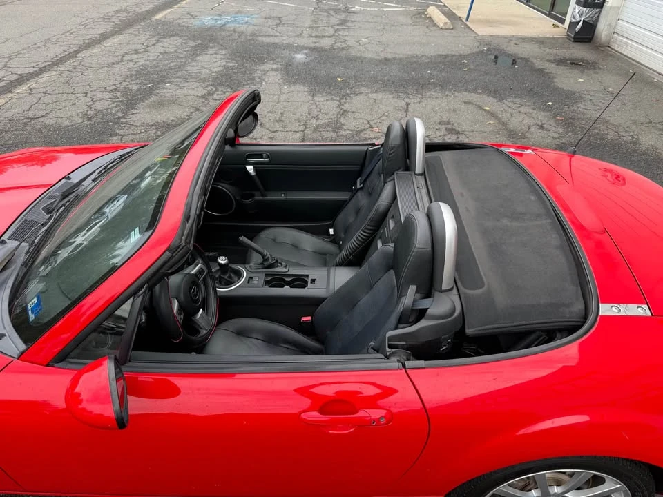 2006 Mazda NC MX-5 Miata - Image 17 of 20