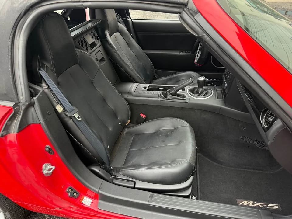 2006 Mazda NC MX-5 Miata - Image 9 of 20