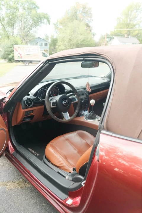 2006 Mazda NC MX-5 Miata - Image 10 of 11