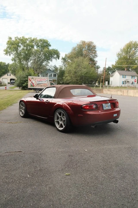 2006 Mazda NC MX-5 Miata - Image 5 of 11