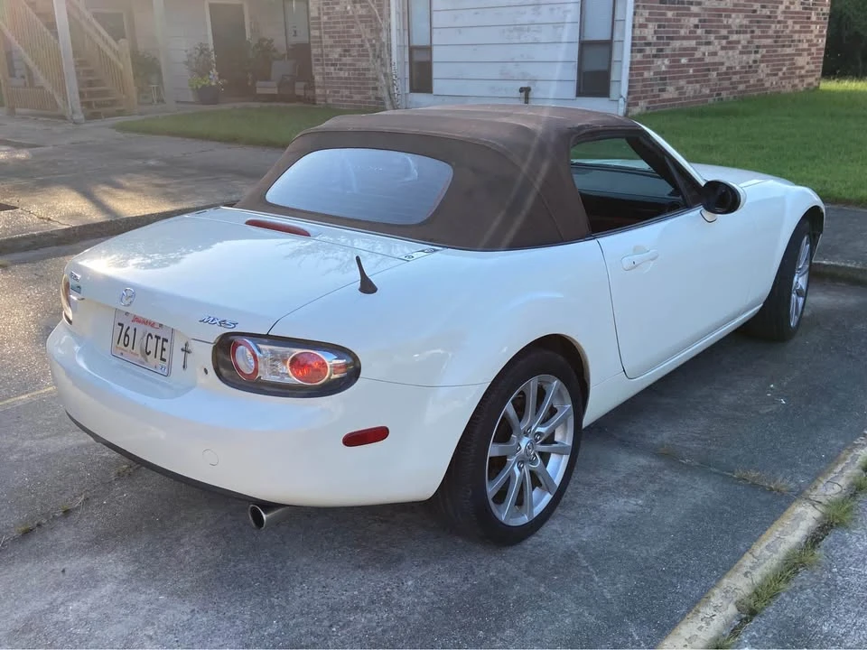 2006 Mazda NC MX-5 Miata - Image 4 of 12