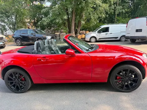 2006 Mazda MX-5 Grand Touring Hard Top Convertible 2D