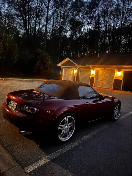 2006 Mazda NC MX-5 Miata - Image 2 of 3