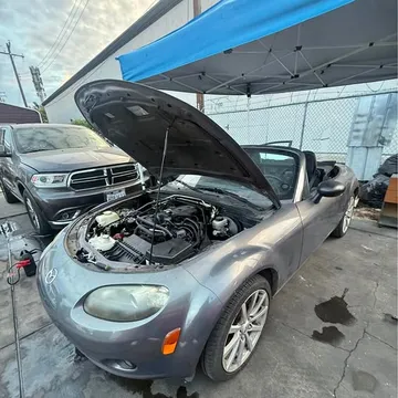 2006 Mazda MX-5 LS Convertible 2D