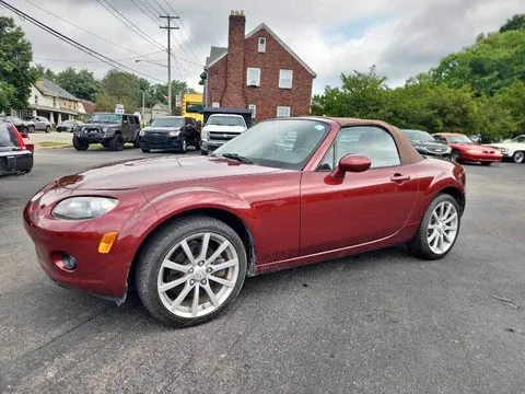 2006 Mazda MX-5 LS Convertible 2D