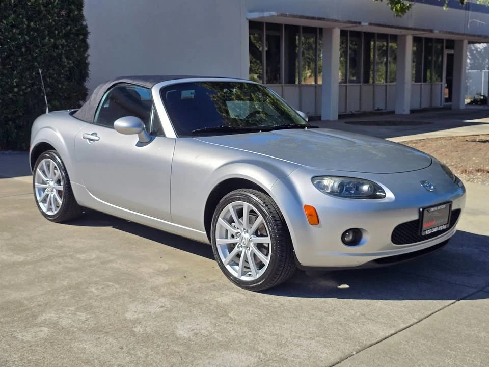 2006 Mazda NC MX-5 Miata - Image 2 of 20
