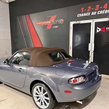 2006 Mazda MX-5 Miata GT