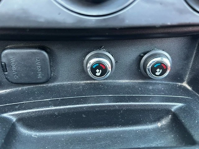 2006 Mazda NC MX-5 Miata - Image 10 of 15