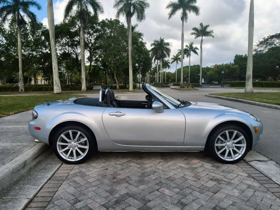 2006 Mazda NC MX-5 Miata - Image 8 of 20