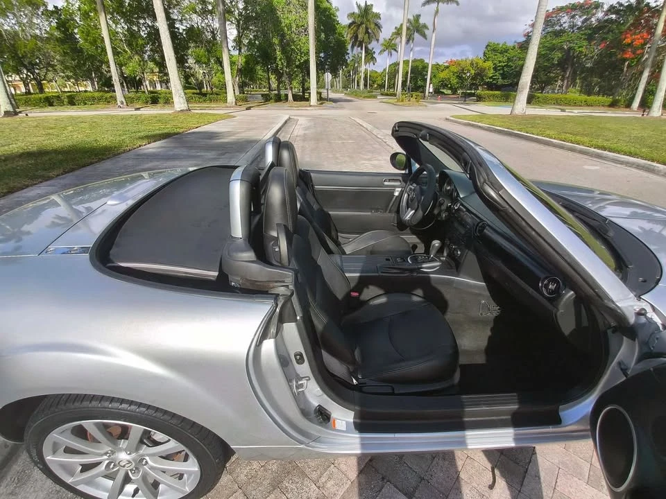 2006 Mazda NC MX-5 Miata - Image 17 of 20