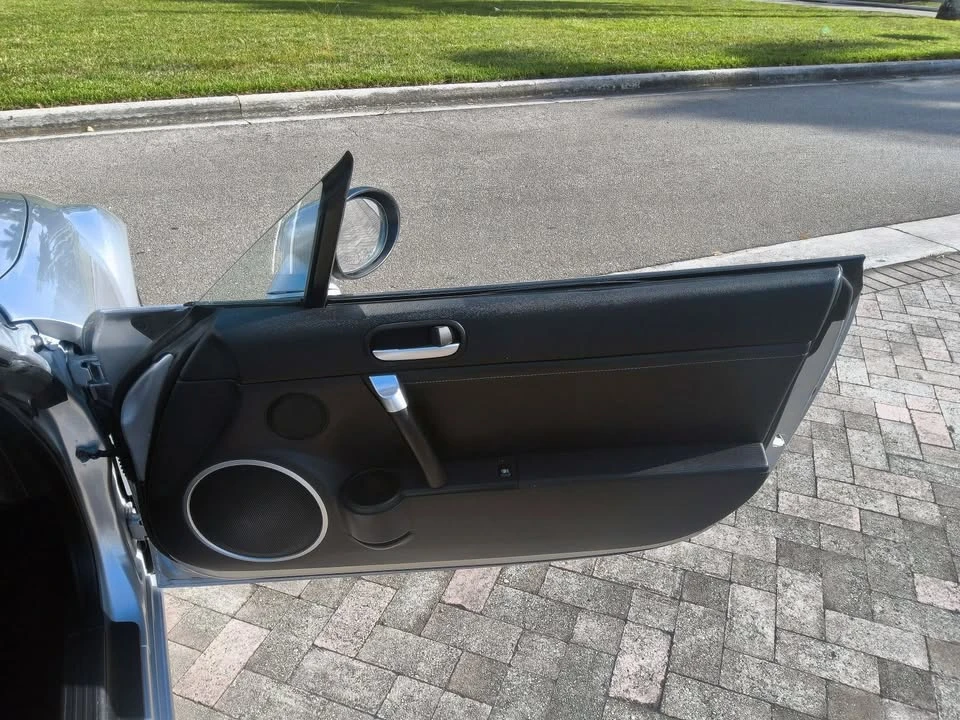 2006 Mazda NC MX-5 Miata - Image 14 of 20