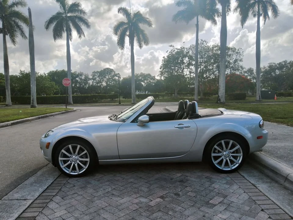 2006 Mazda NC MX-5 Miata - Image 4 of 20