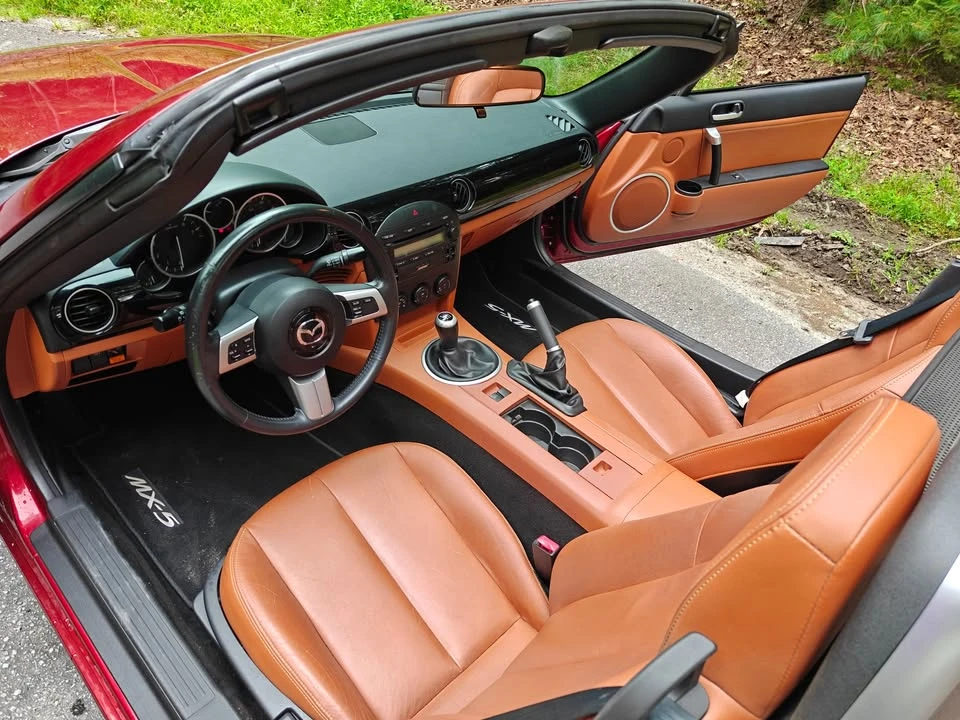 2006 Mazda NC MX-5 Miata - Image 14 of 20
