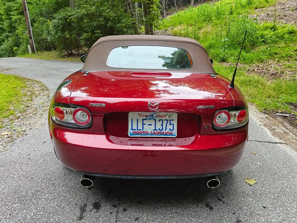2006 Mazda NC MX-5 Miata - Image 4 of 20