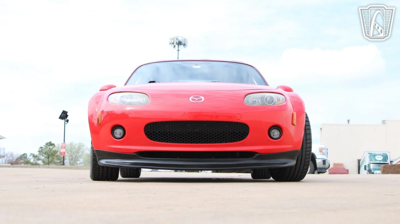 2006 Mazda NC MX-5 Miata - Image 5 of 12