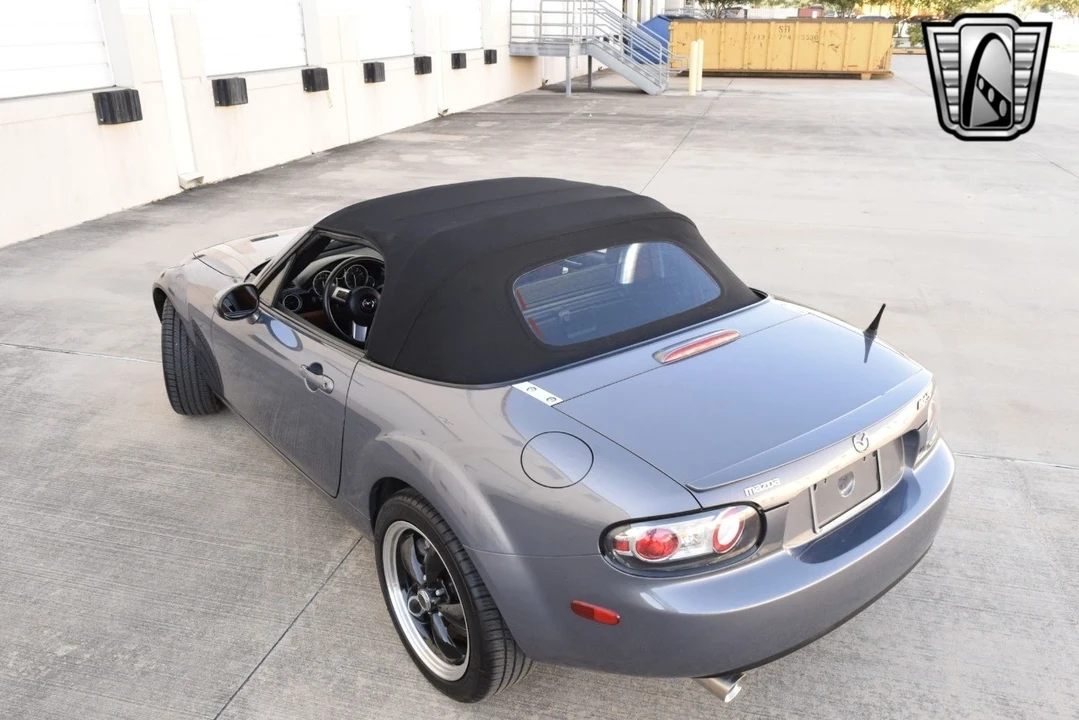 2006 Mazda NC MX-5 Miata - Image 7 of 12