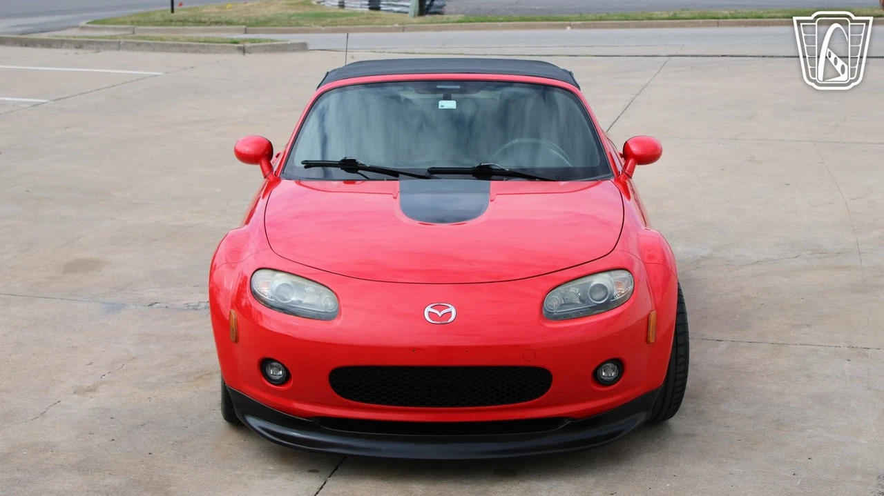 2006 Mazda NC MX-5 Miata - Image 4 of 12