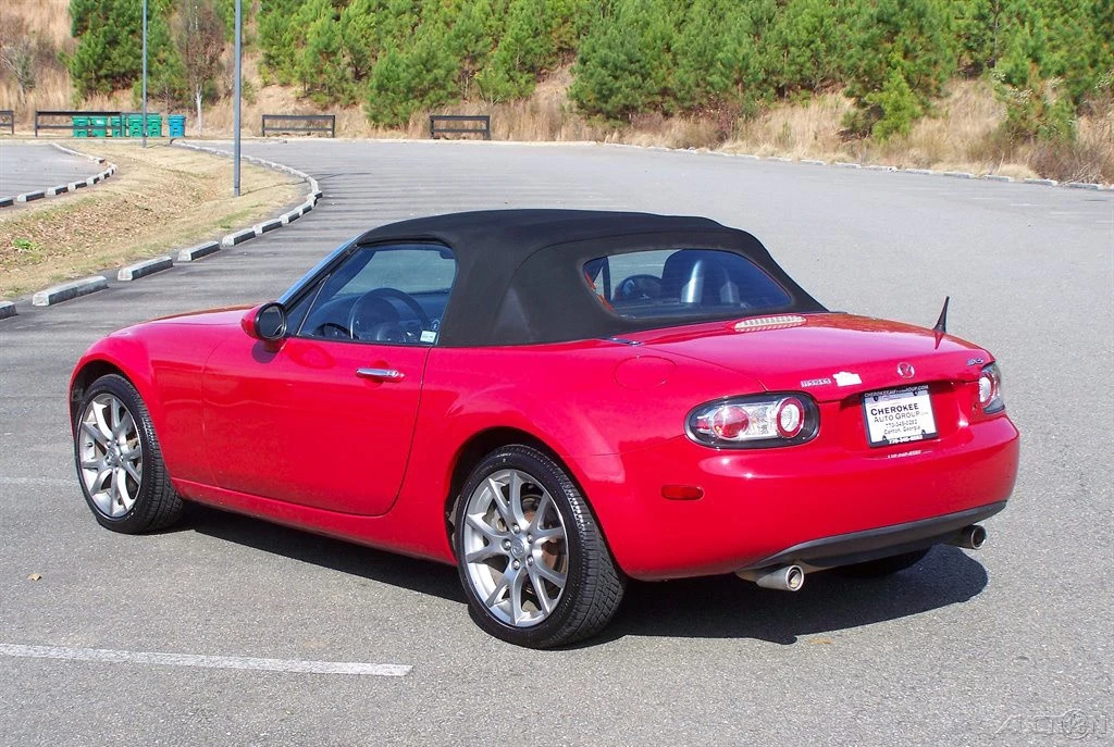 2006 Mazda NC MX-5 Miata - Image 2 of 12