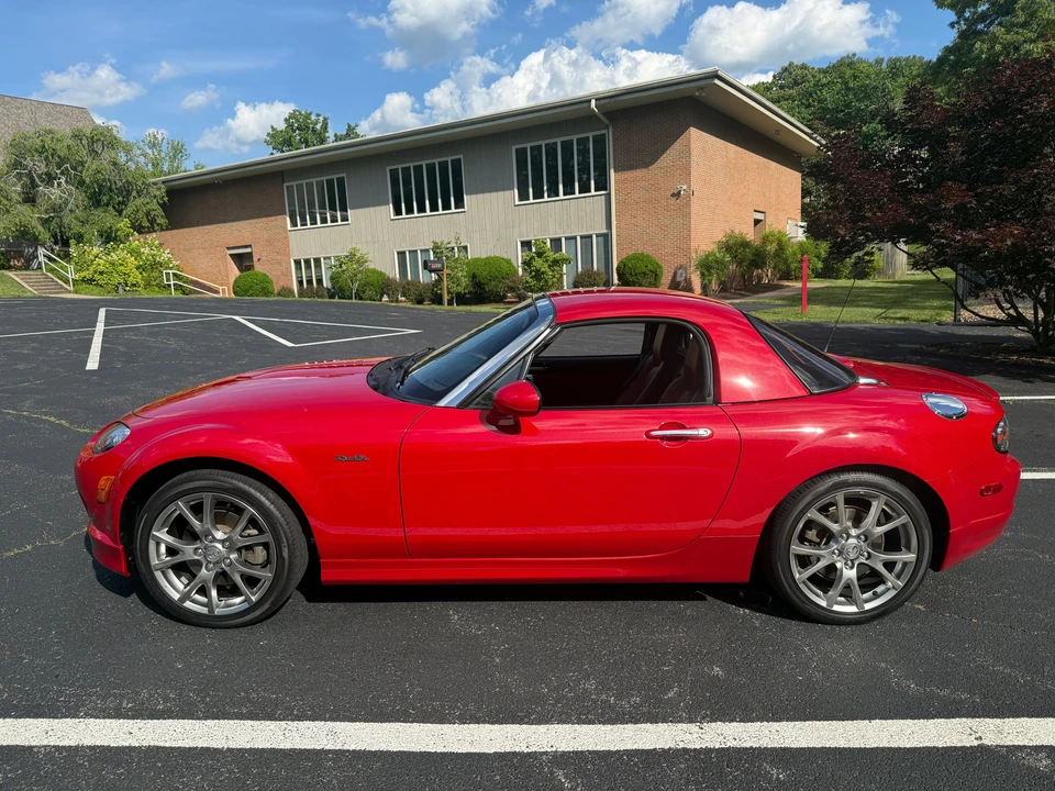 2006 Mazda NC MX-5 Miata - Image 9 of 31
