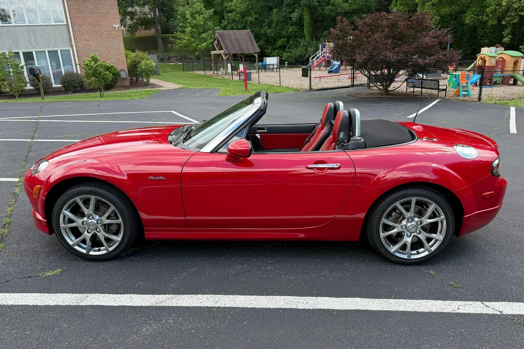 2006 Mazda NC MX-5 Miata - Image 11 of 31