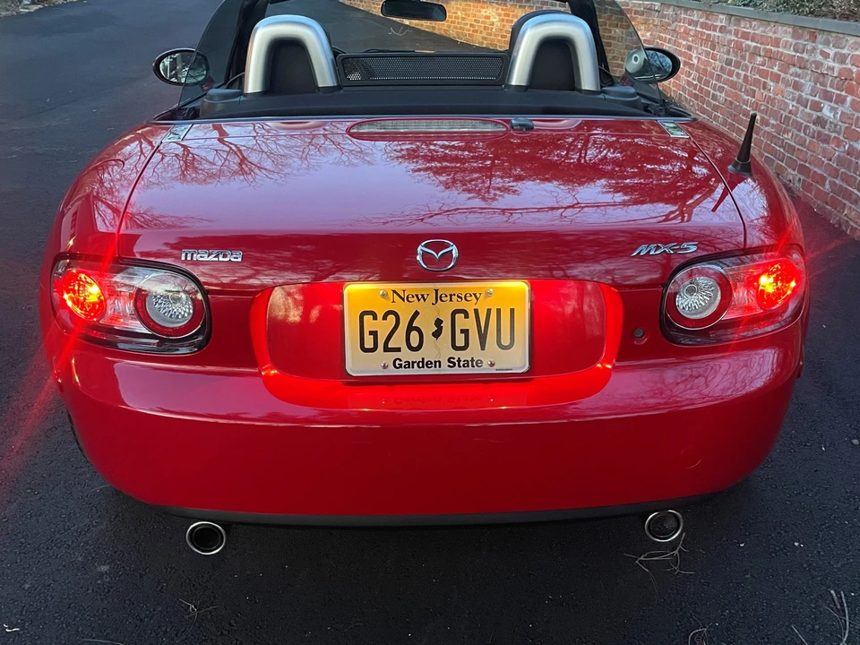 2006 Mazda NC MX-5 Miata - Image 11 of 31