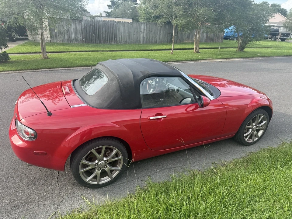 2006 Mazda NC MX-5 Miata - Image 10 of 21