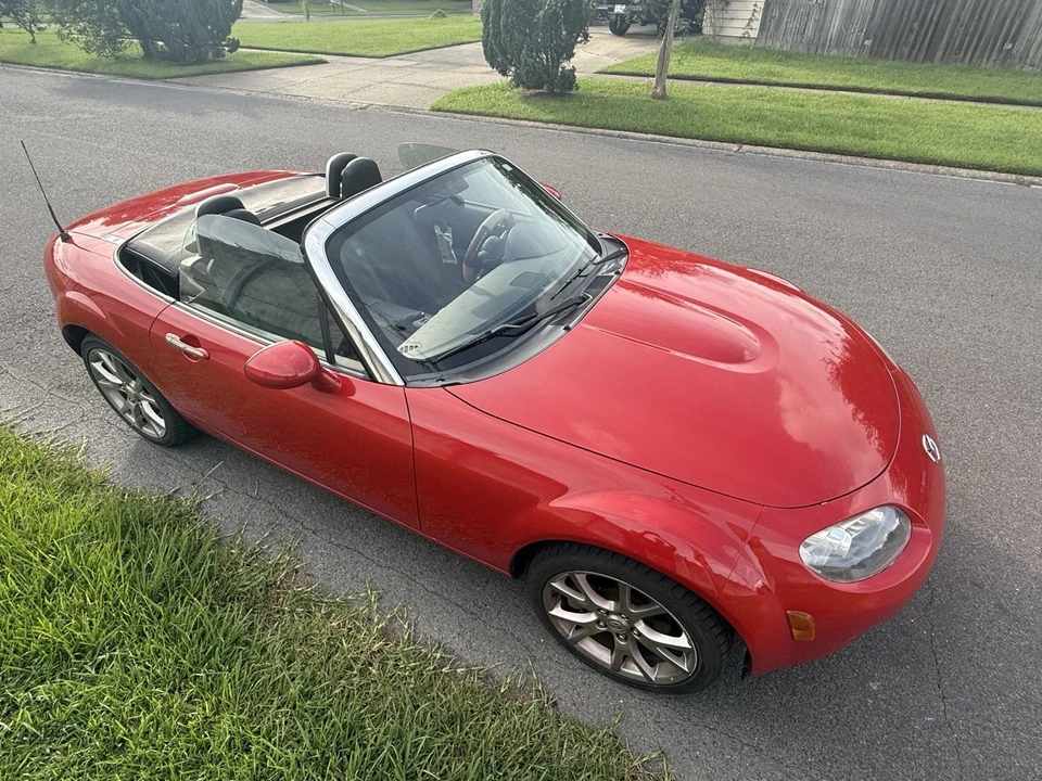 2006 Mazda NC MX-5 Miata - Image 16 of 21