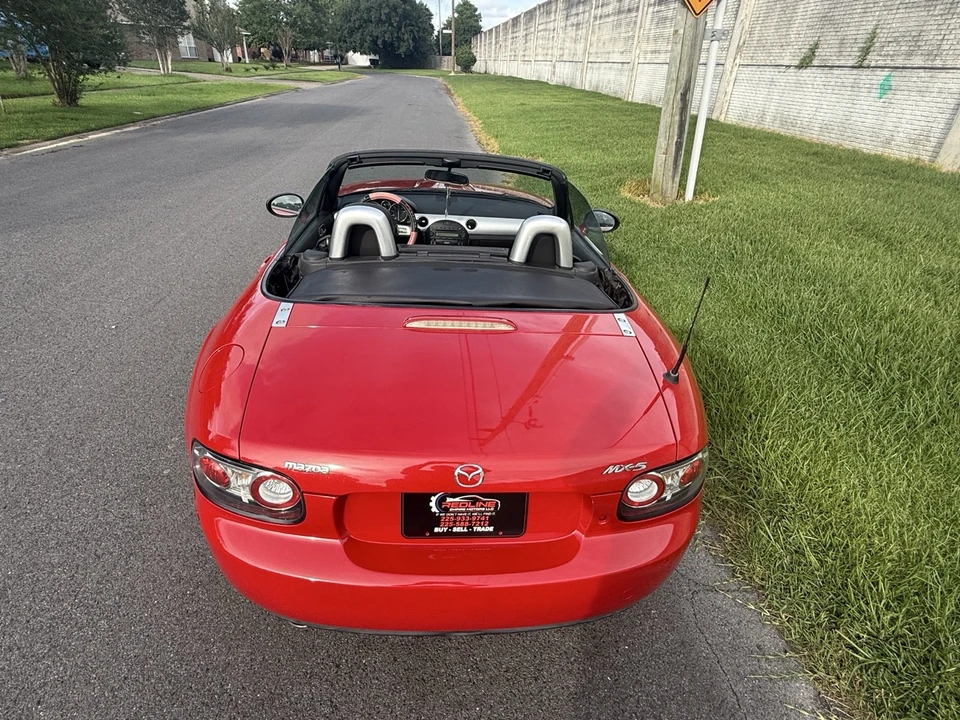 2006 Mazda NC MX-5 Miata - Image 14 of 21