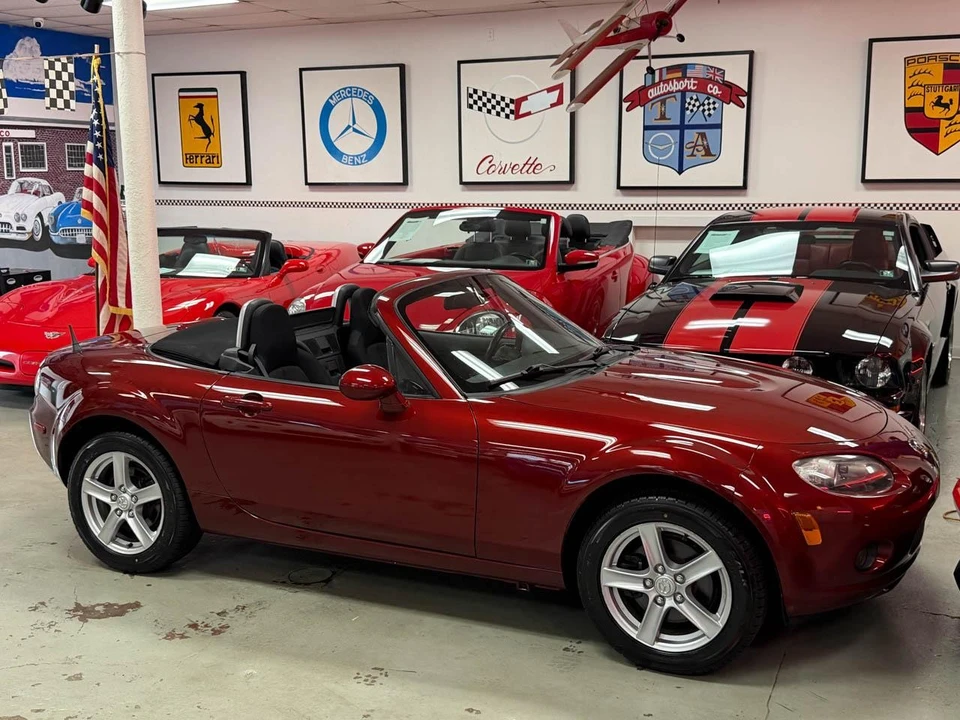 2006 Mazda NC MX-5 Miata - Image 3 of 31