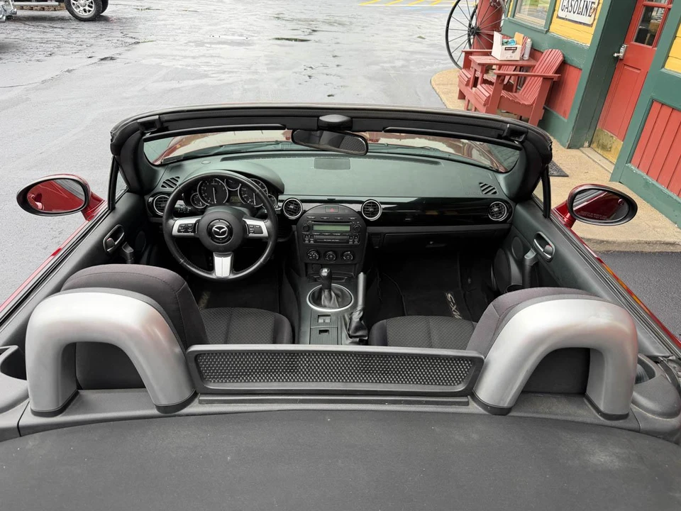 2006 Mazda NC MX-5 Miata - Image 22 of 31