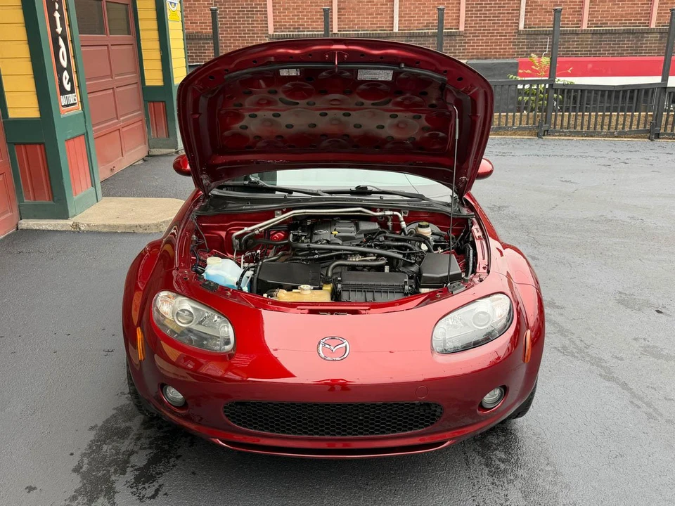 2006 Mazda NC MX-5 Miata - Image 28 of 31
