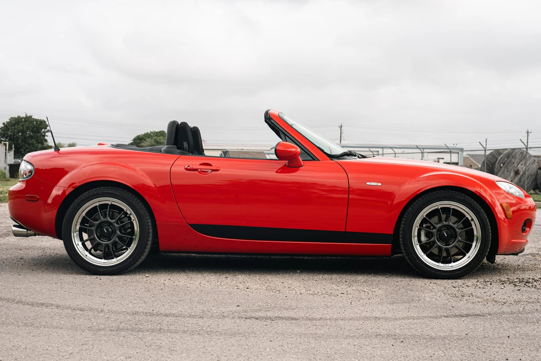 2006 Mazda NC MX-5 Miata - Image 3 of 31