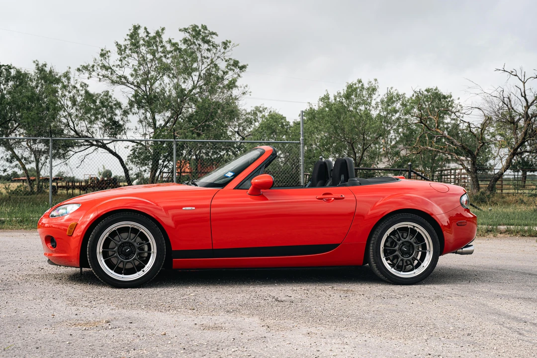 2006 Mazda NC MX-5 Miata - Image 8 of 31